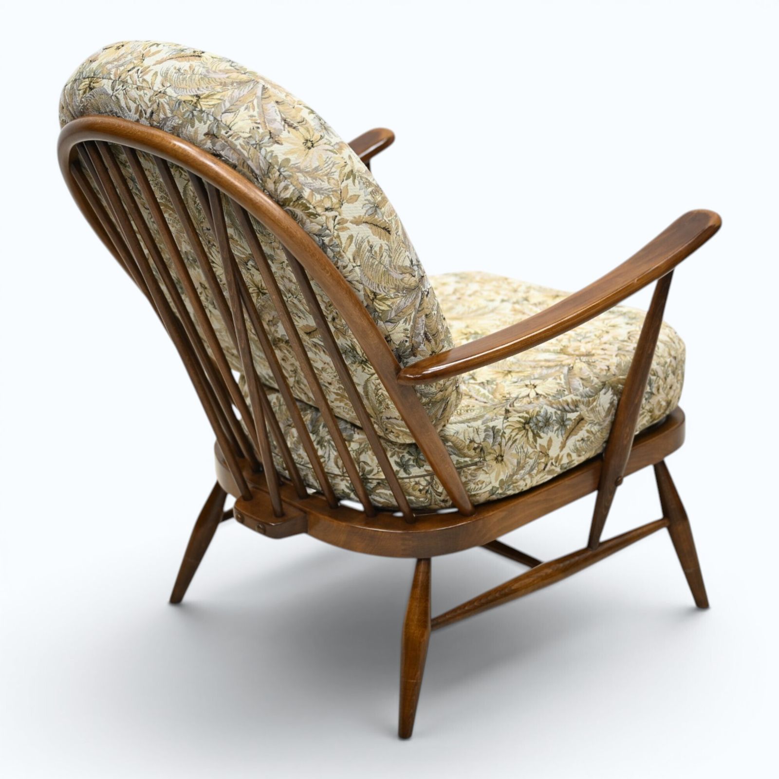 Ercol Windsor Easy Chair Model 204 1970s Good Webbing Dark Finish Free Delivery photo vinterior