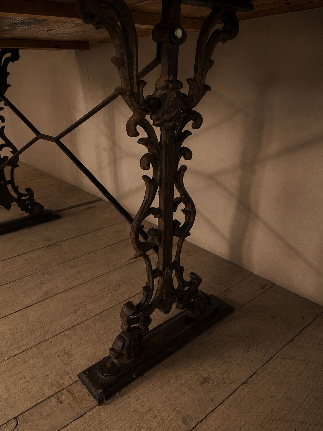 Victorian Antique Cast Iron Table photo furniture