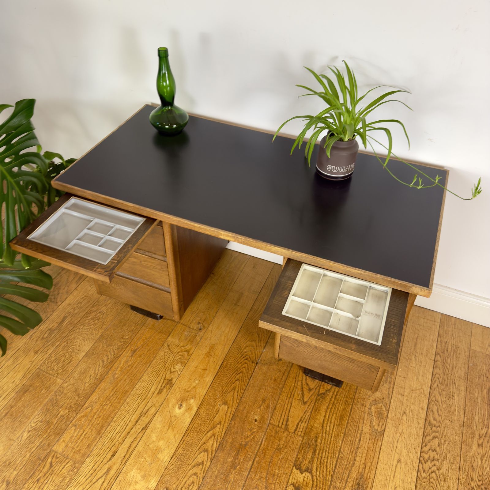 Mid Century Oak Desk, 1960s photo vinterior