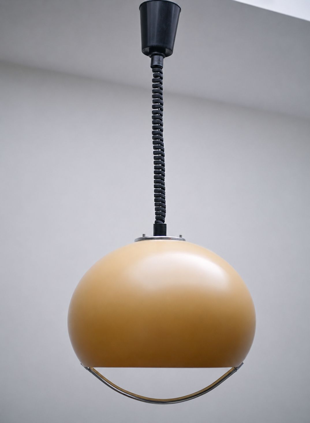 photo furniture Guzzini Jolly Pendant Light