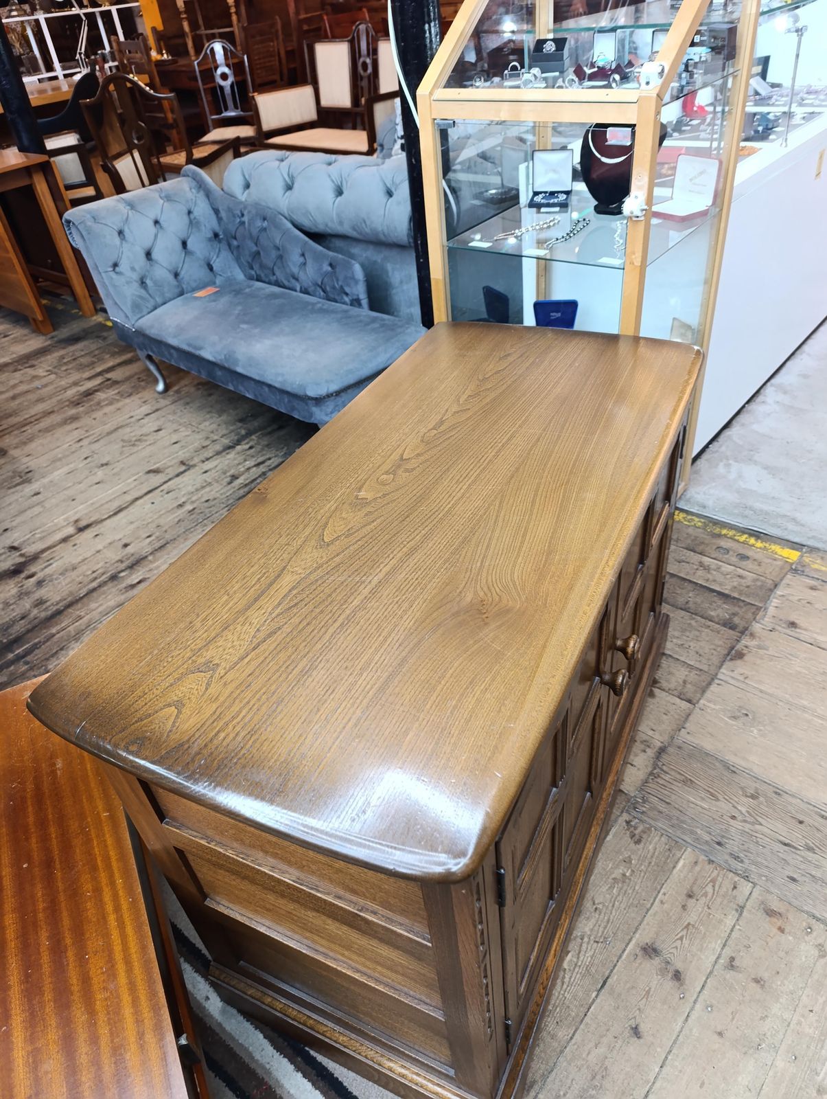 photo buy Mid Century Ercol Winchester Sideboard |Media Unit | Model 961 Golden Dawn | 1960s