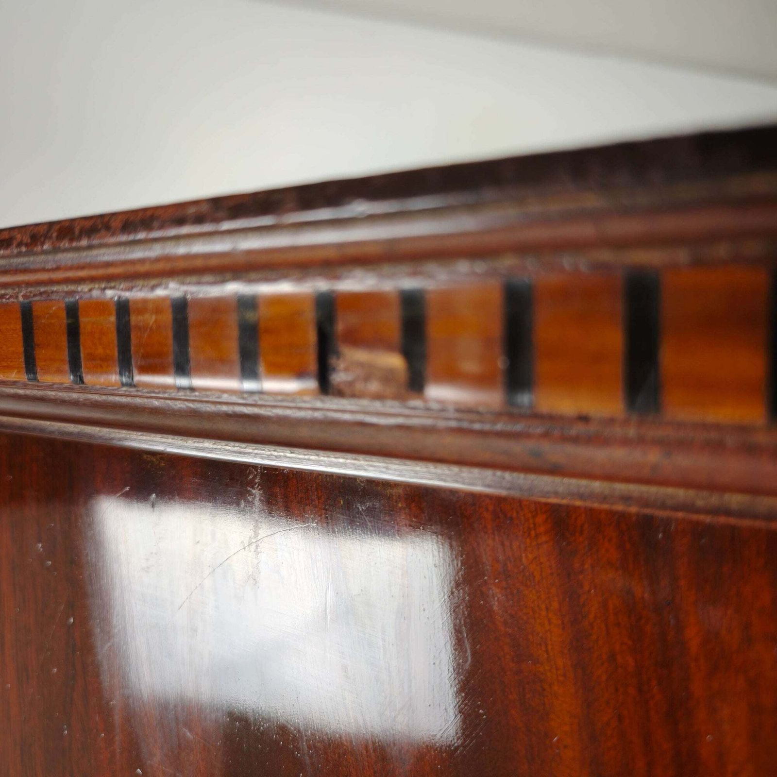 photo buy Early 20th Century Maple & Co. Gentleman’s Wardrobe