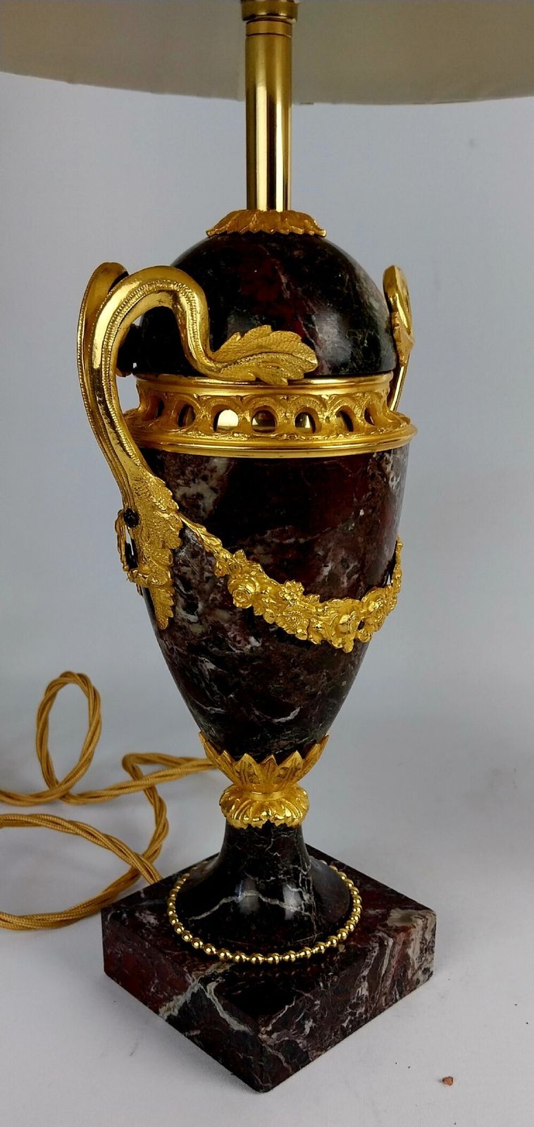 A Pair Of Late 19th Century Elegant French Marble Table Lamps With Gilt Bronze Mounts photo buy