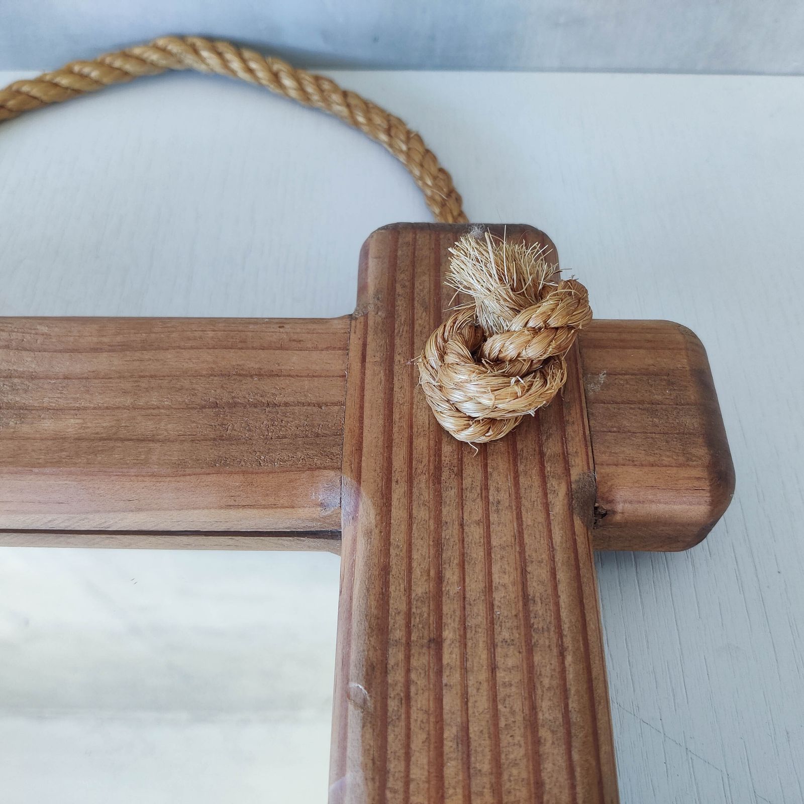 Home Decor A Vintage Chunky Pine Cross Corner Oxford Frame Mirror With Knotted Rope photo