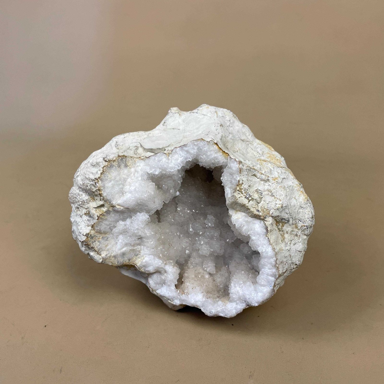Quartz Crystal Geode Large Natural Mineral Specimen White Druzy Rock Collectible Display Stone Ornament For Shelf Or Table photo furniture