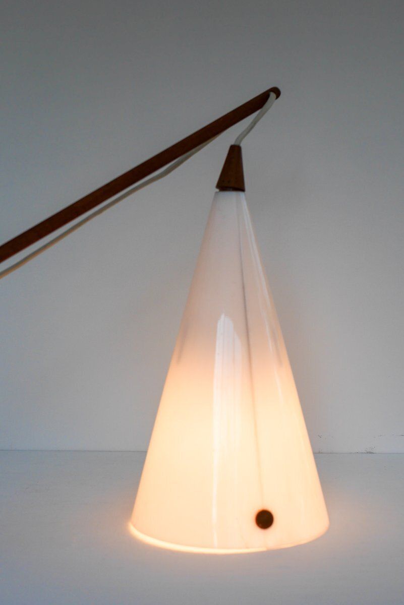 photo vintage Mid Century Zweedse Wandlamp In Teakhout Door Uno En östen Kristiansson Voor Luxus, Jaren 1960