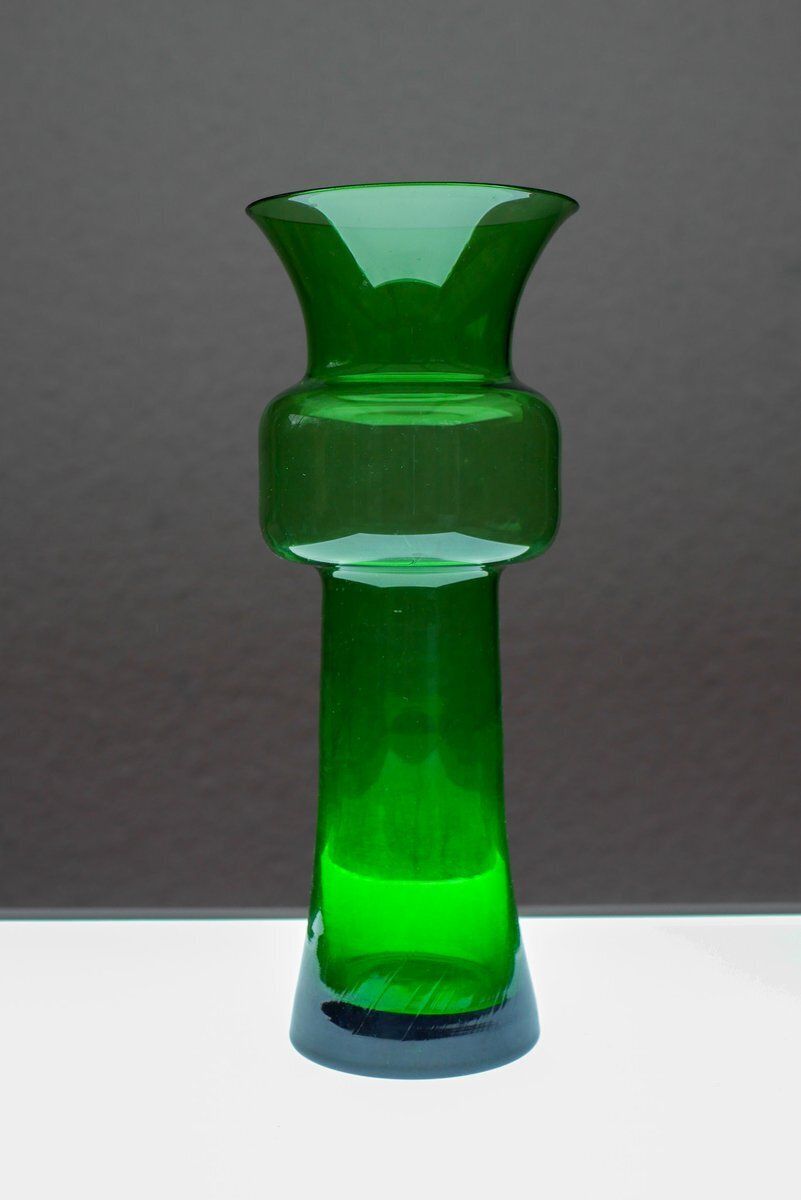 Large Green Tang Li Vase By Morales Schildt For Kosta photo vinterior