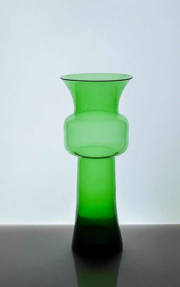 Large Green Tang Li Vase By Morales Schildt For Kosta photo buy