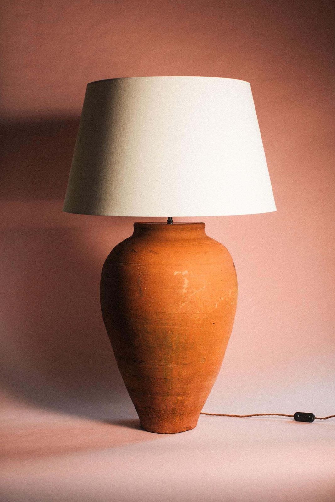 Sun Burnt Taper Terracotta Lamp photo vinterior