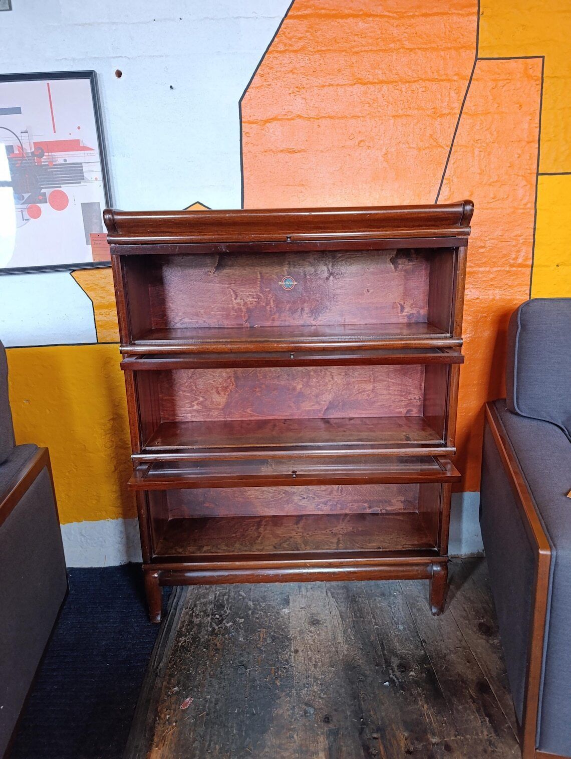 photo vinterior Rare Globe Wernicke Barrister’s Bookcase