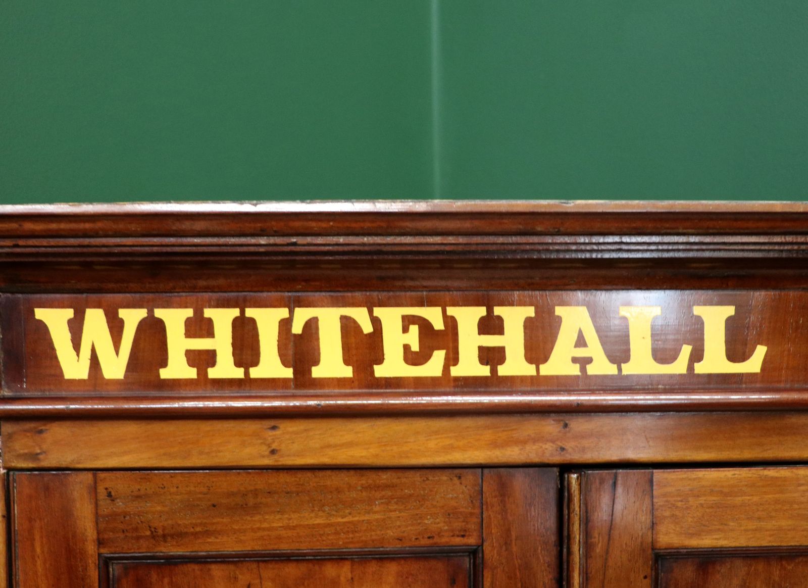 A Lovely George III Mahogany Wall Mounted Corner Cabinet. photo buy