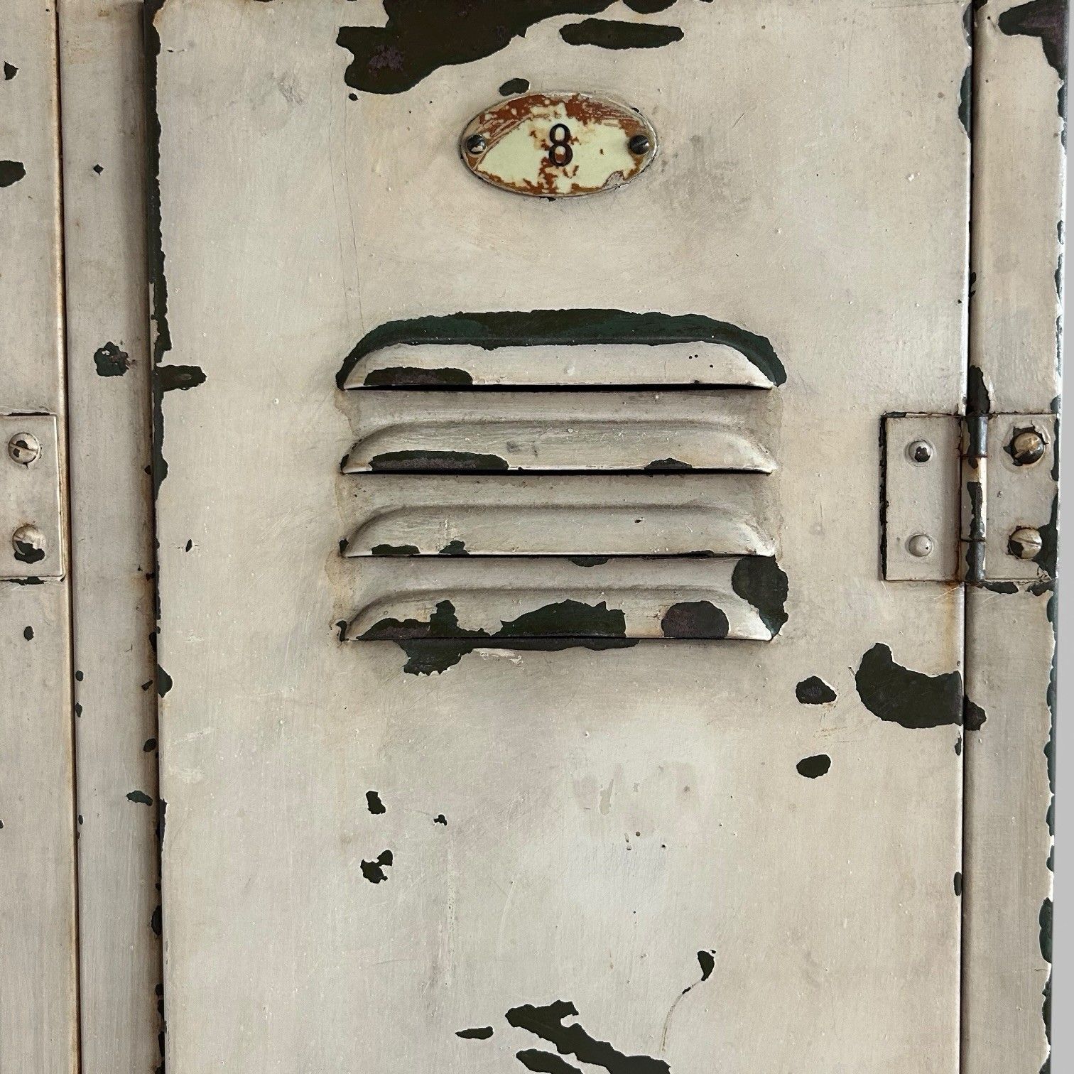 photo furniture Vintage Industrial Metal Lockers – Bank Of 4 – Original Paint