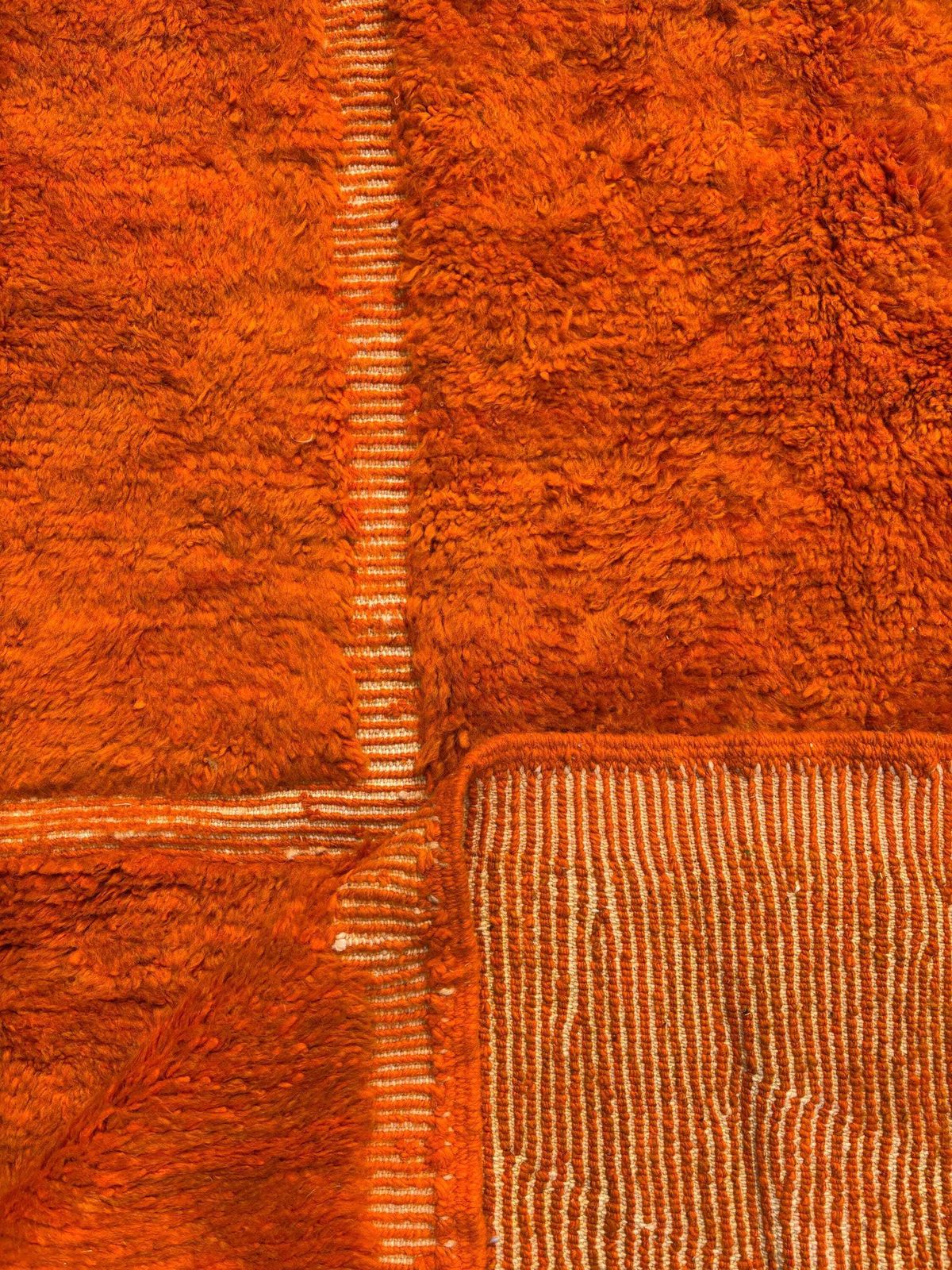 Tapis Mrirt berbère marocain fait main, laine orange, 210 x 320 cm, tapis texturé moderne, motif abstrait, grand tapis de salon photo for sale