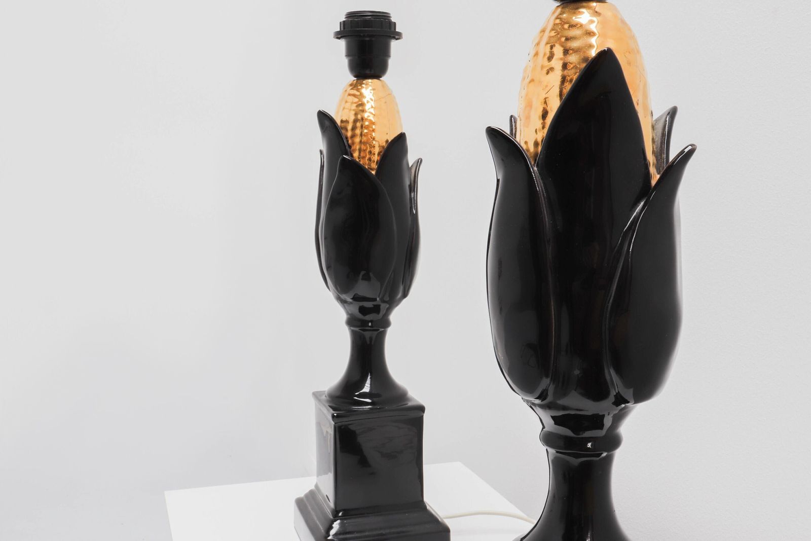 Set Van Twee Mid Century 'Corn' Tafellampen Van Keramiek photo furniture