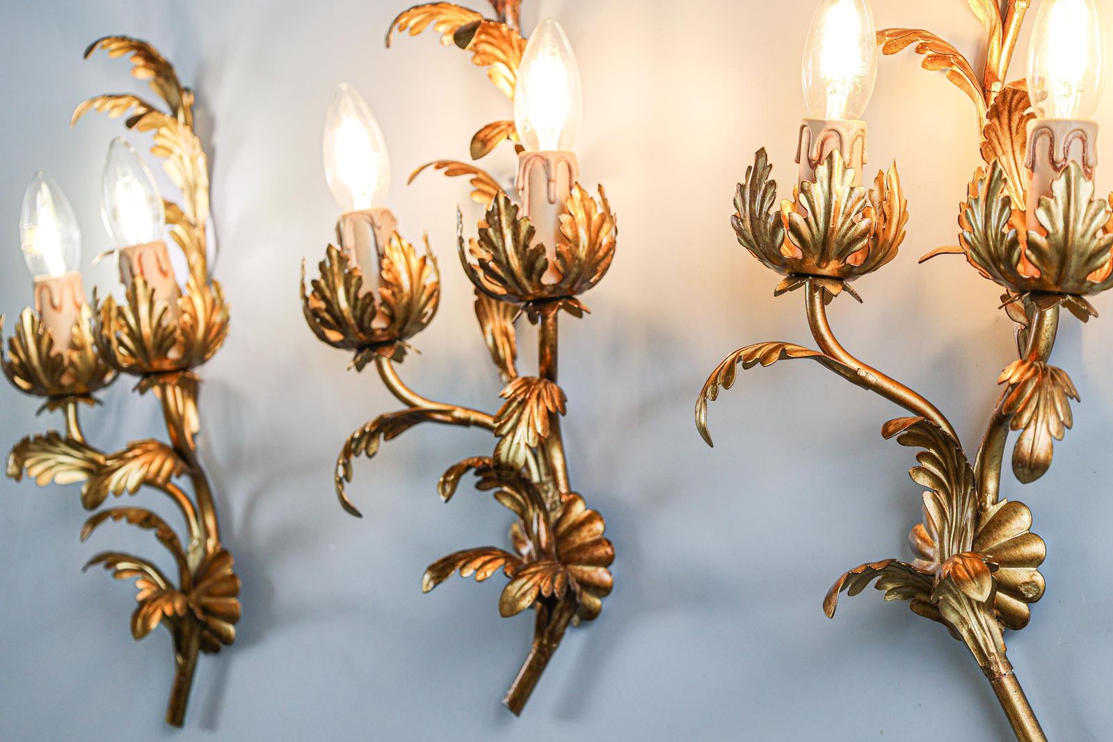 1 Of 3 Vintage Italian Gilt Metal Wall Sconces, Florentine Style, 1970s. photo vinterior