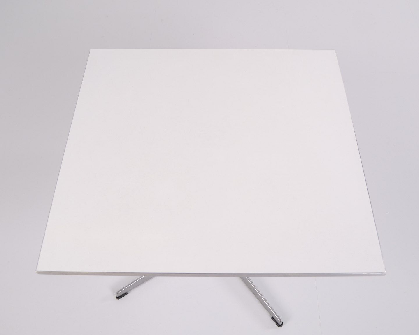 Coffee Table By Arne Jacobsen And Piet Hein With White Laminate Top And Steel Edge For Fritz Hansen photo vinterior