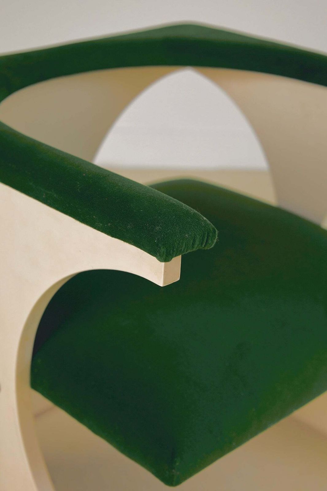 Green Velvet Space Age Armchair photo 750.0