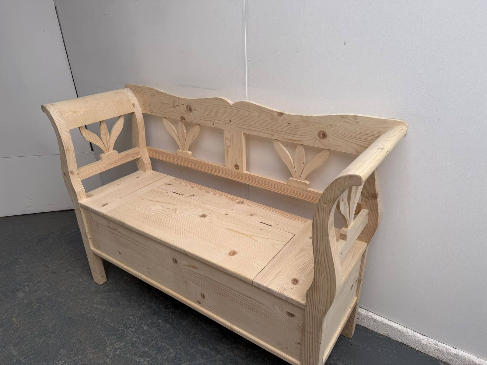 A Lovely Reclaimed Pine 2 Seater Tulip Bench To Wax / Paint photo buy