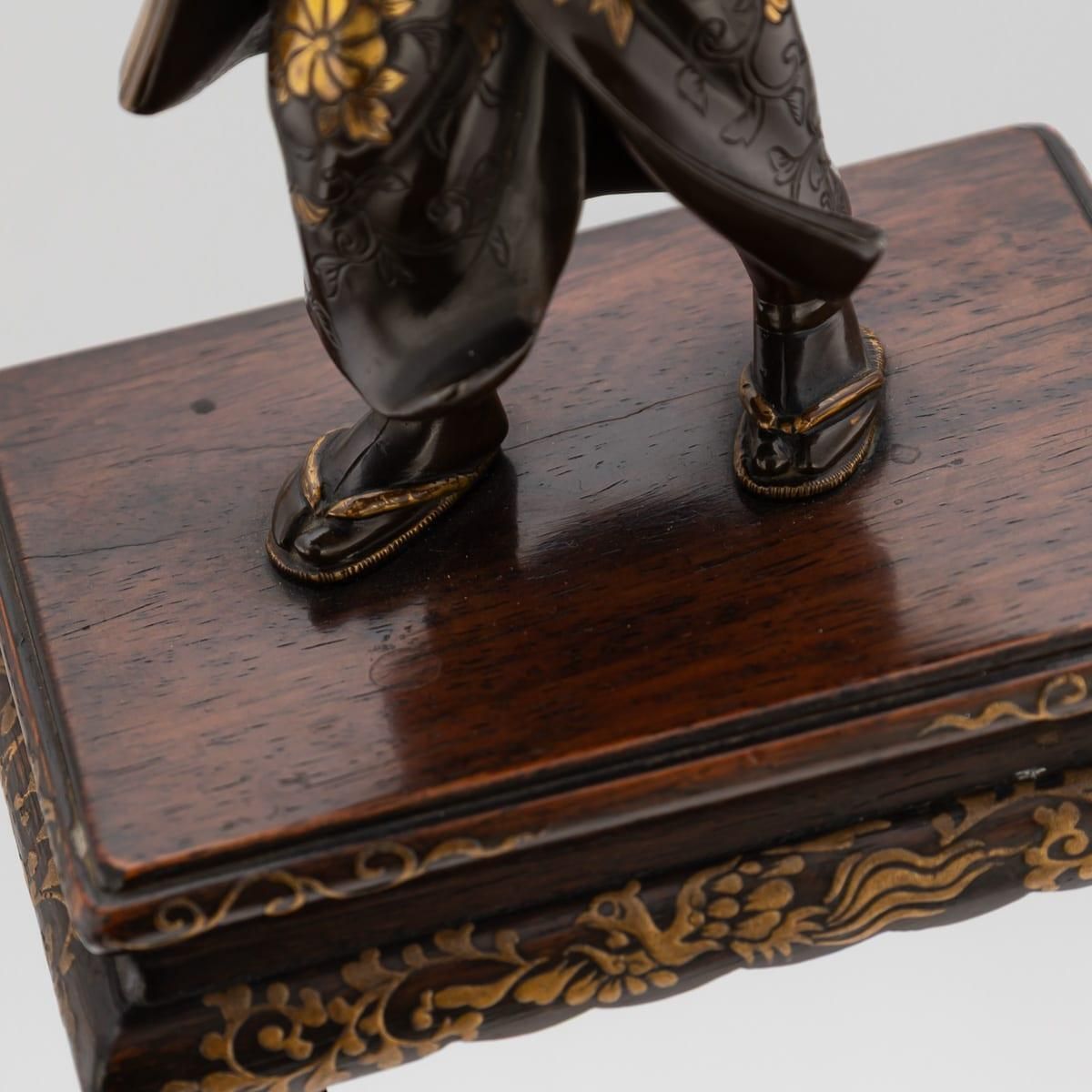 photo vinterior 19thc Japanese Gilt Bronze Figure Of A Kawaraban By Miyao Eisuke Company C.1890