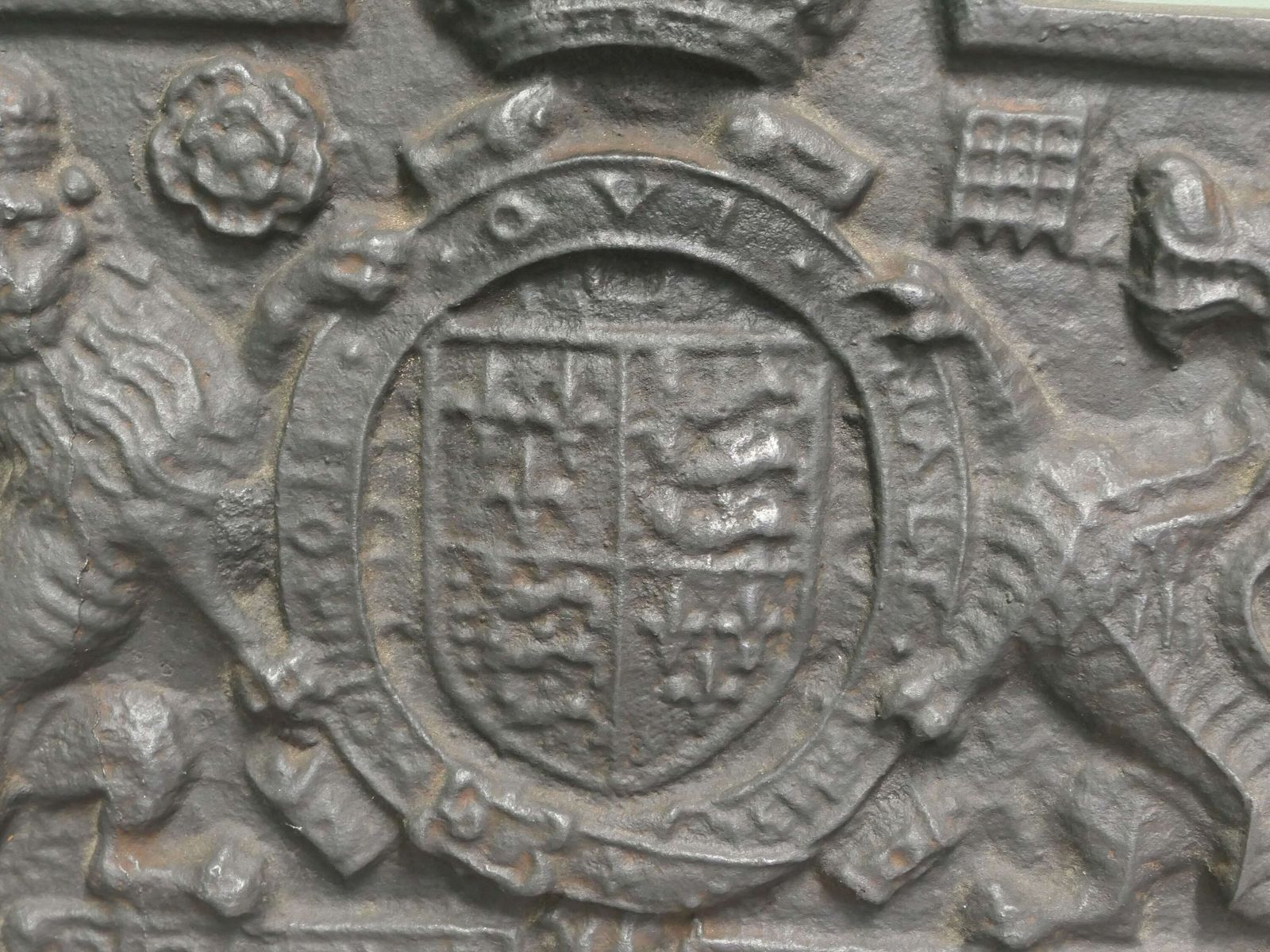 Large Iron Fire Back, Royal Crest And Motto. photo Home Fixtures