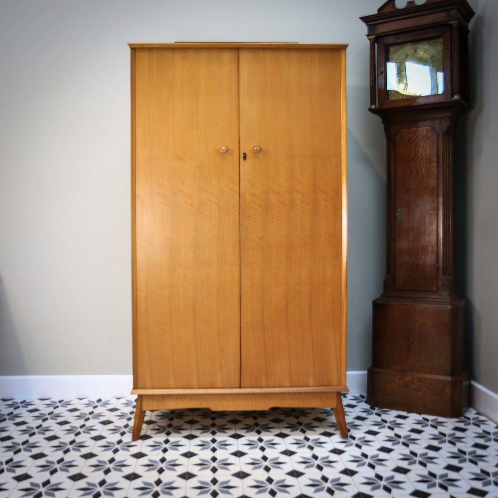 Alfred Cox Double Wardrobe In Walnut 1950s With Splayed Legs photo 595.0
