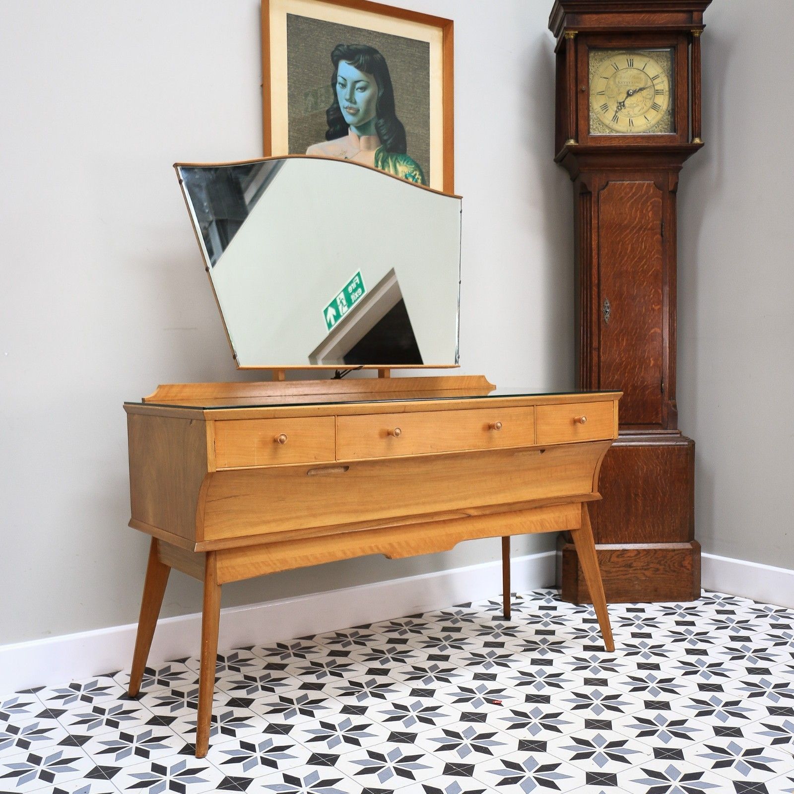 Alfred Cox Mid Century Dressing Table In Walnut 1960s With Three Mirrors photo buy