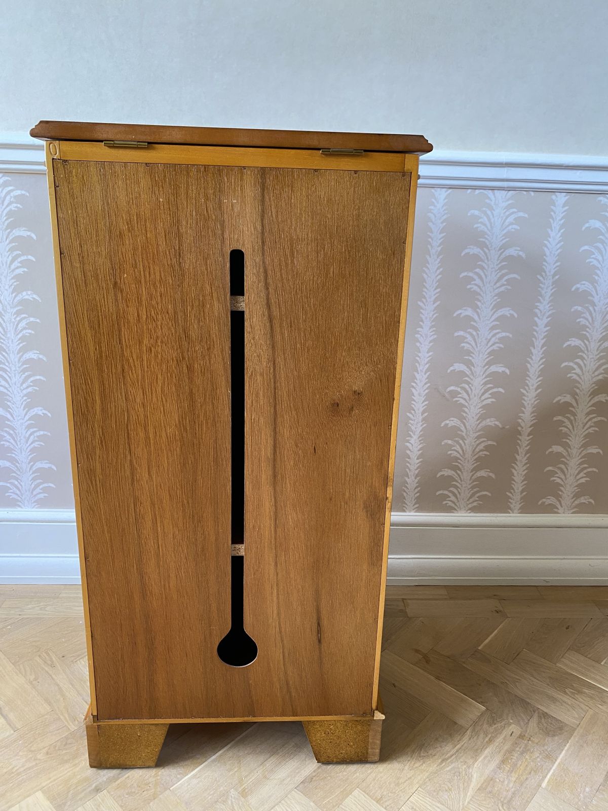 Vintage Yew Wood Hi Fi Media Cabinet By Candlelight photo 275.0