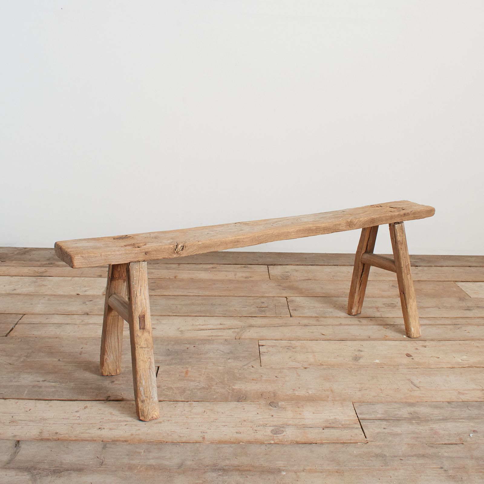 Antique Reclaimed Rustic Wooden Hallway Pig Bench  De photo furniture