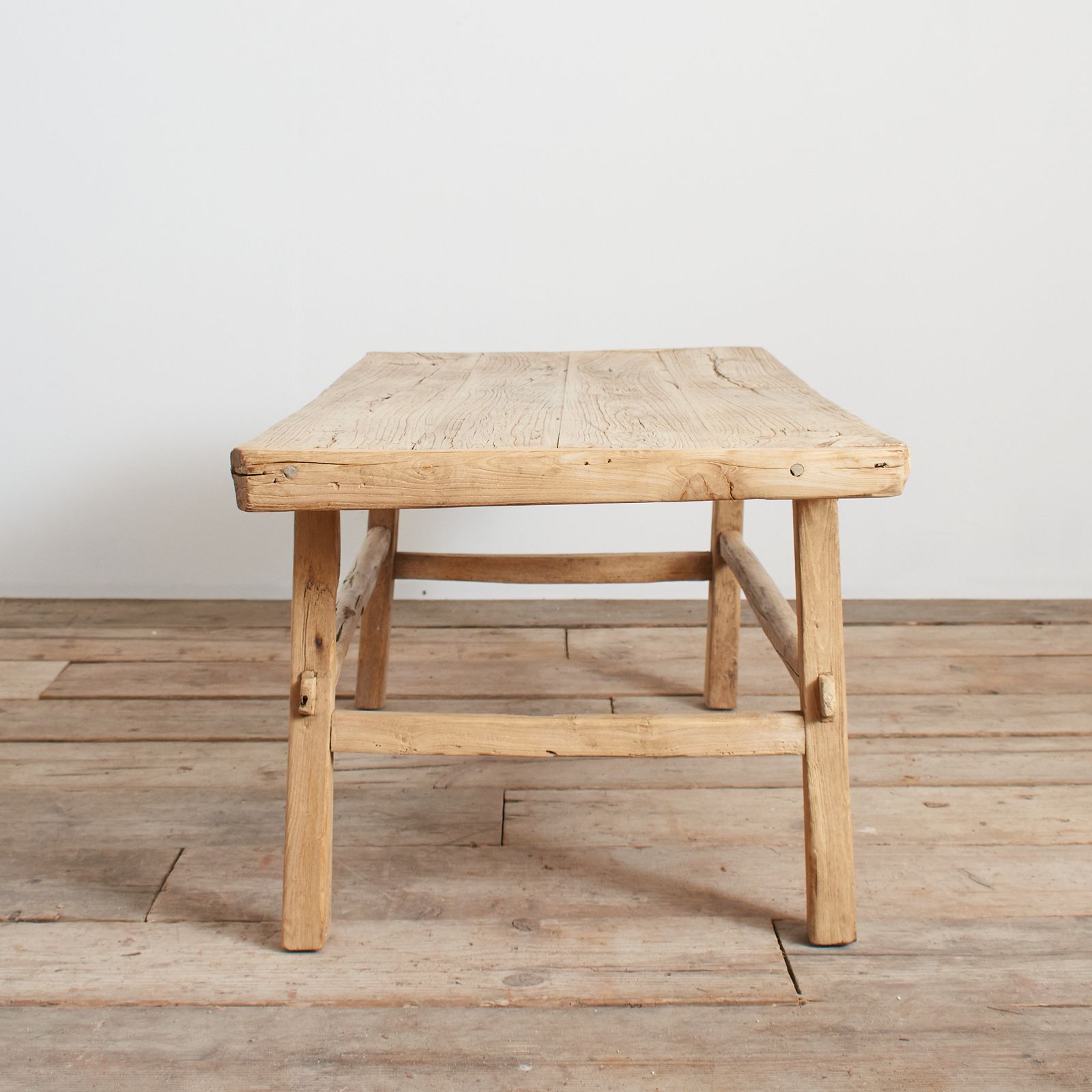 Antique Rustic Elm Coffee Table – Bc photo Furniture