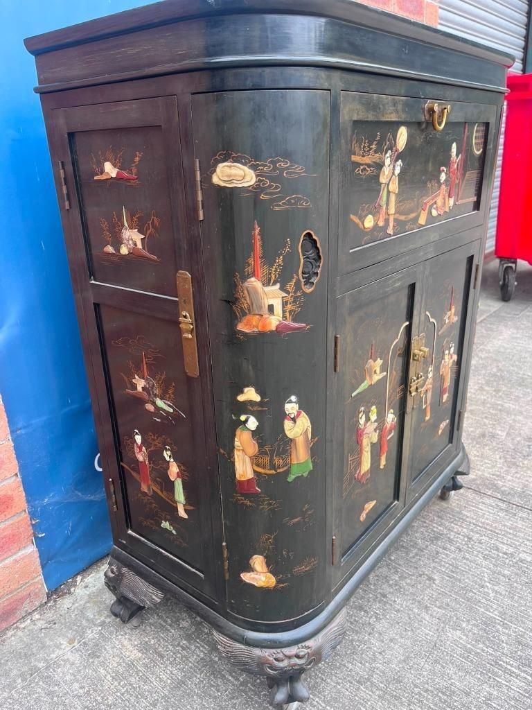 photo buy Vintage Chinese Black Lacquer With Oriental Figures Cocktail Bar Drinks Cabinet