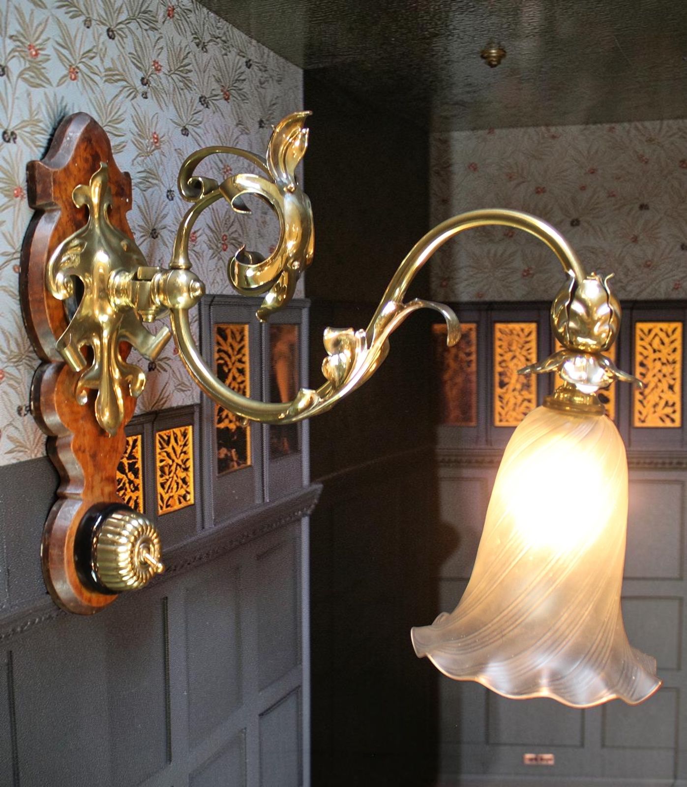 Gothic Revival Wall Lights photo vinterior