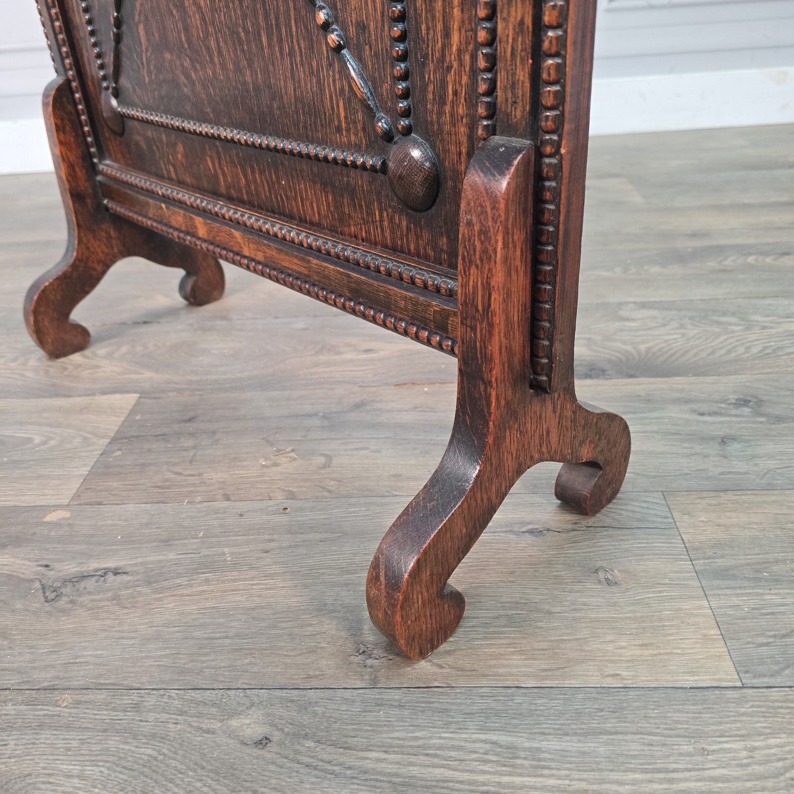 photo furniture Antique Oak Fire Screen Jacobean Revival Fireside Guard Decorative Stand Wooden