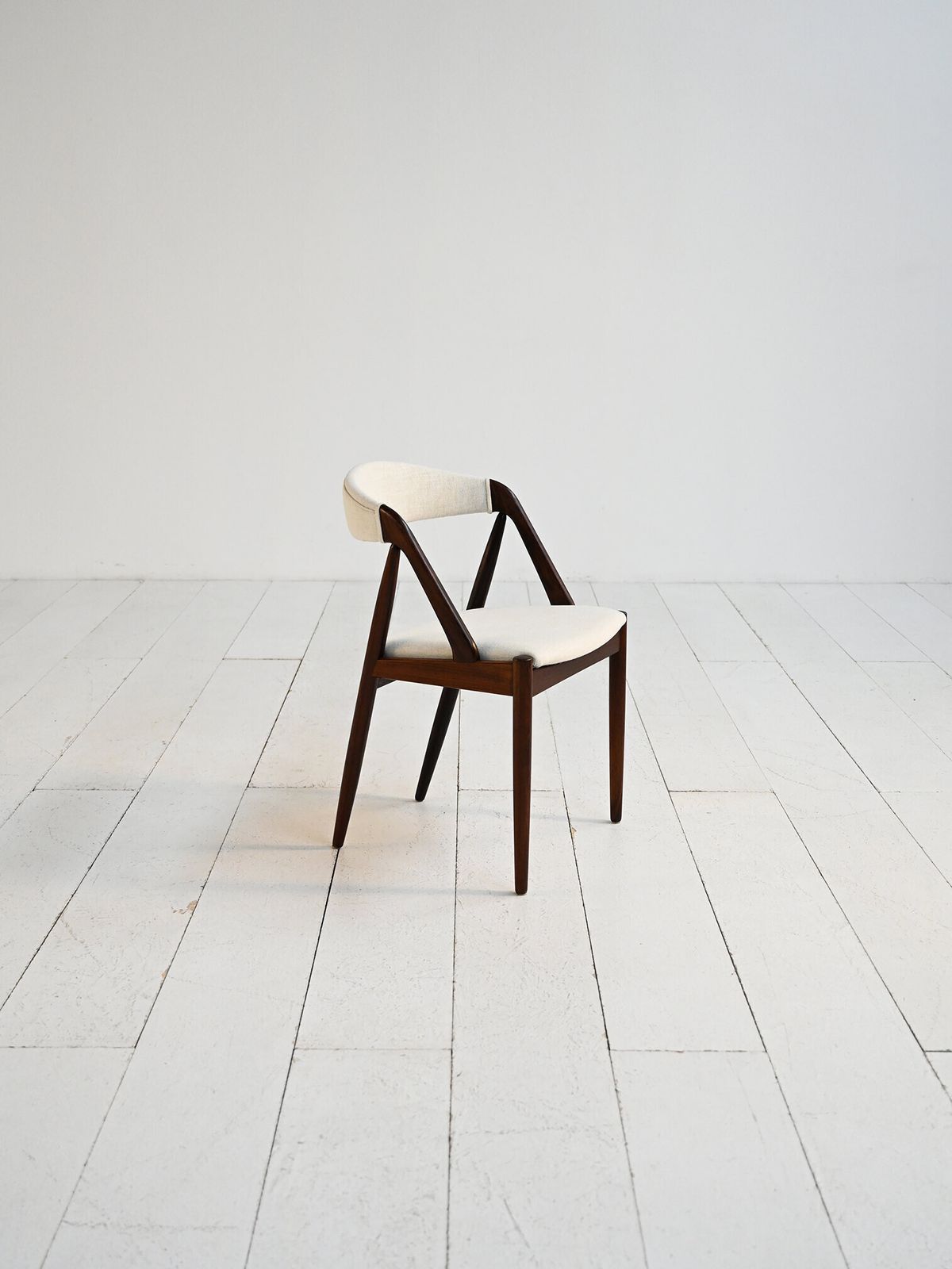 photo furniture Set Van 8 Stoelen Model "31" Van Kai Kristiansen Voor Schou Andersen Møbelfabrik