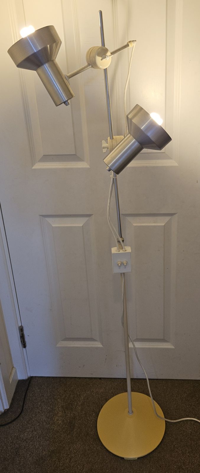 Mid Century Vintage 1970/80's Adjustable Twin Floor Spot Lamp. photo furniture