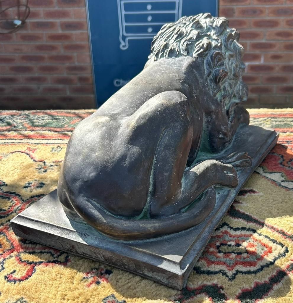 Antique Style Bronze Stone Lion Garden Interior Sculpture Or Pillar Cap photo Garden Decor