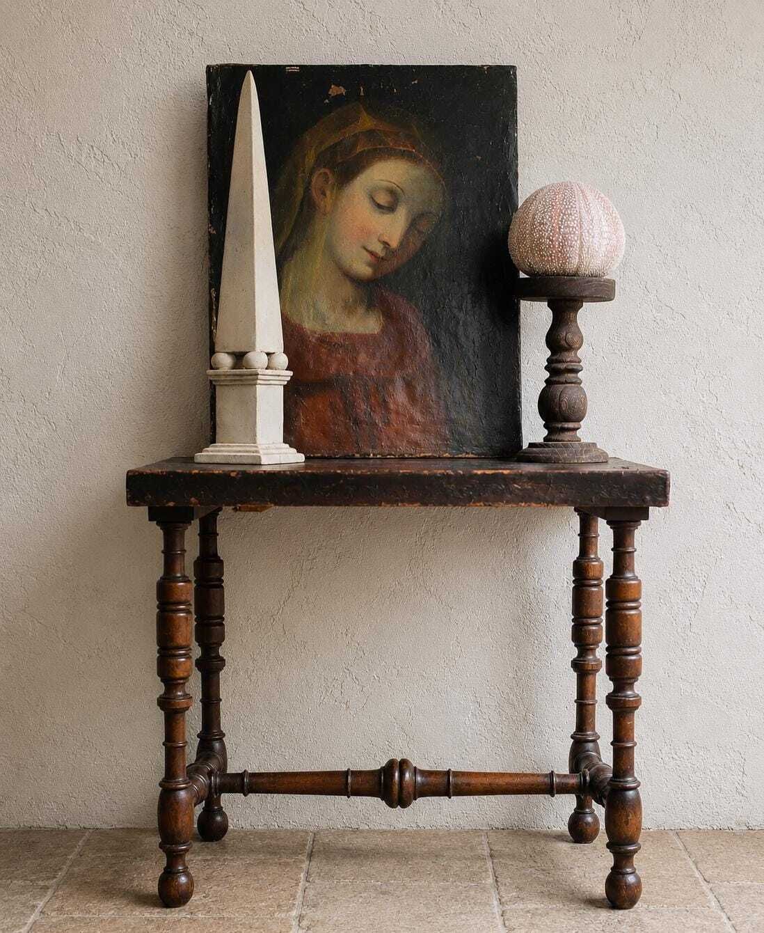 Antique Leather Top Side Table With Bobbin Turned Legs And Stretcher Base
