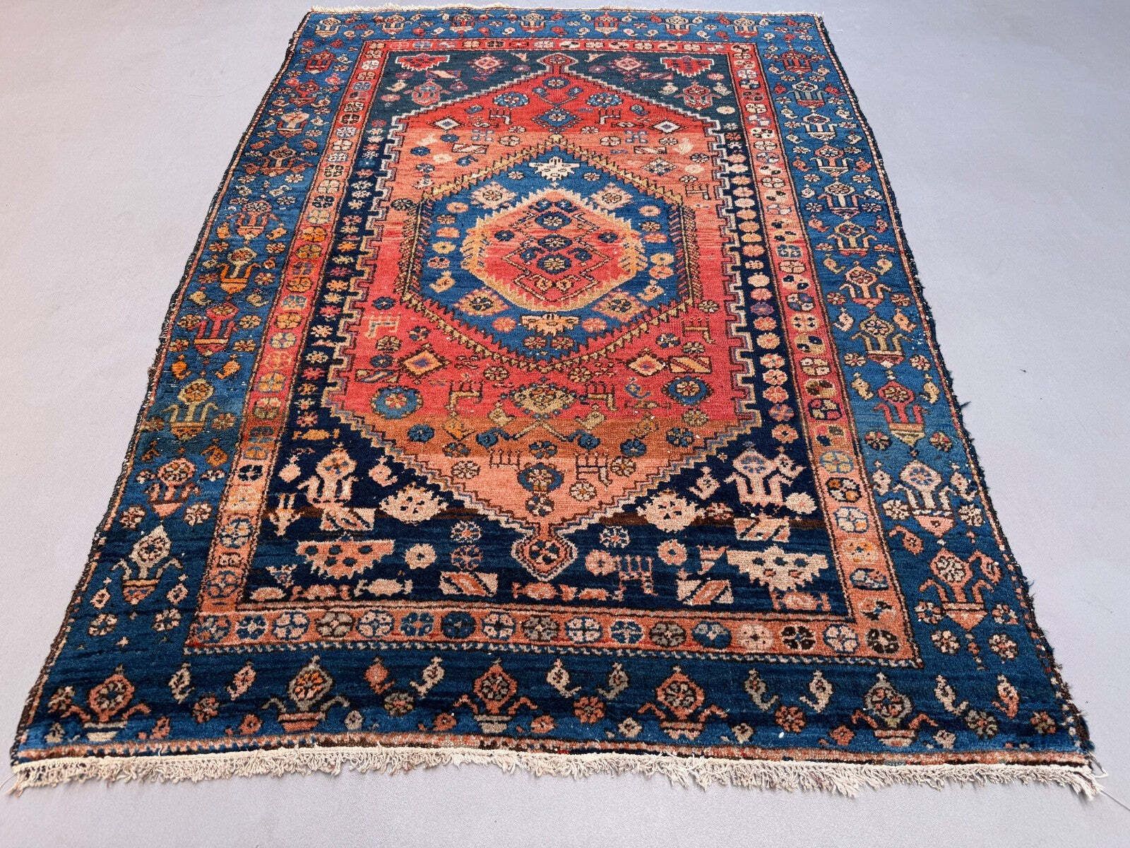 Vintage Tribal Rug 130x185 cm, medium, Tribal Oriental Carpet 2543 photo vinterior