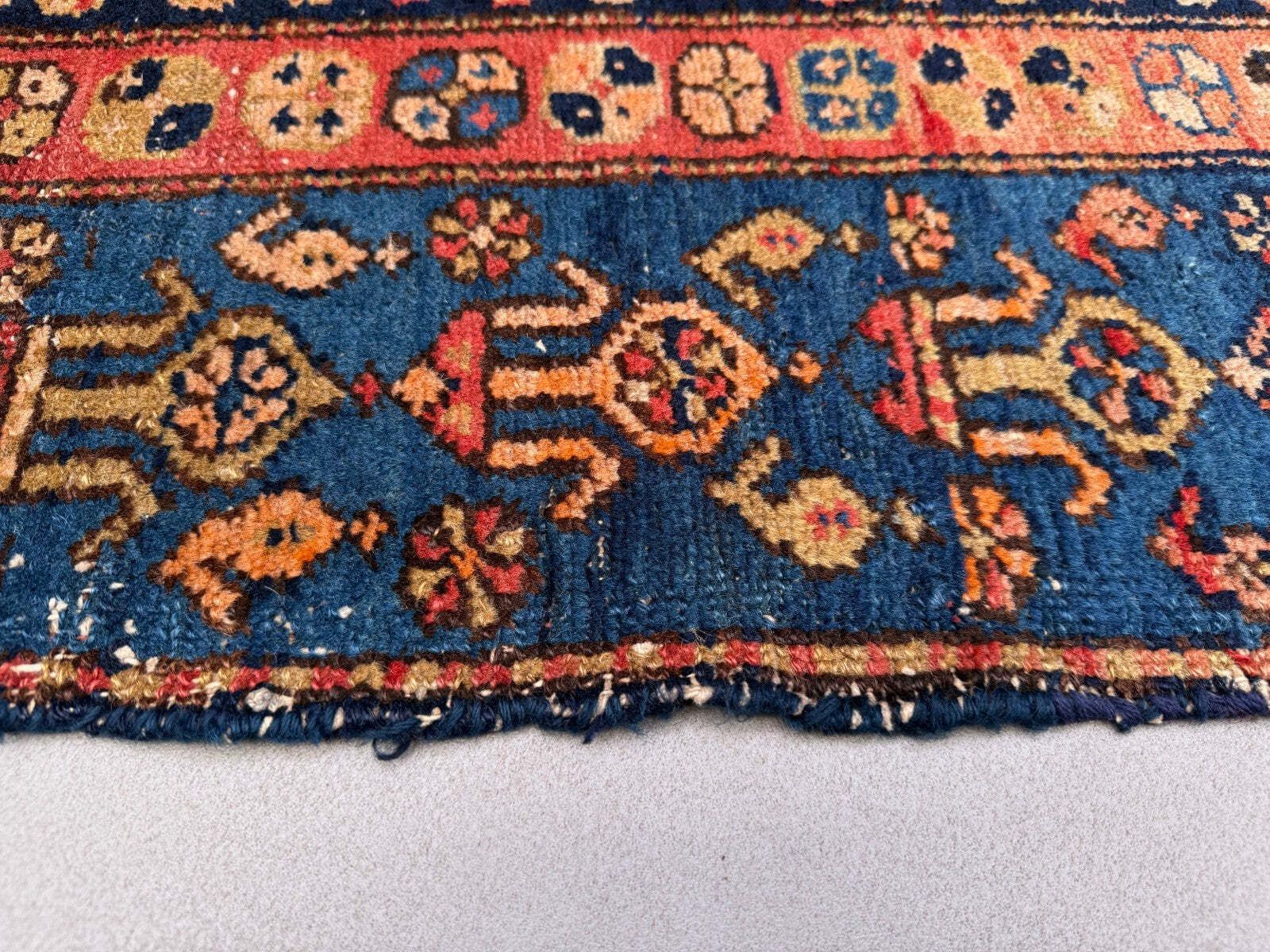 photo furniture Vintage Tribal Rug 130x185 cm, medium, Tribal Oriental Carpet 2543