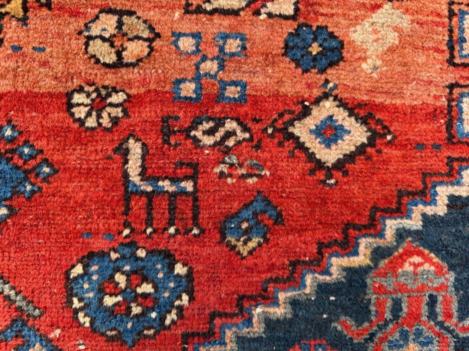 photo vinterior Vintage Tribal Rug 130x185 cm, medium, Tribal Oriental Carpet 2543