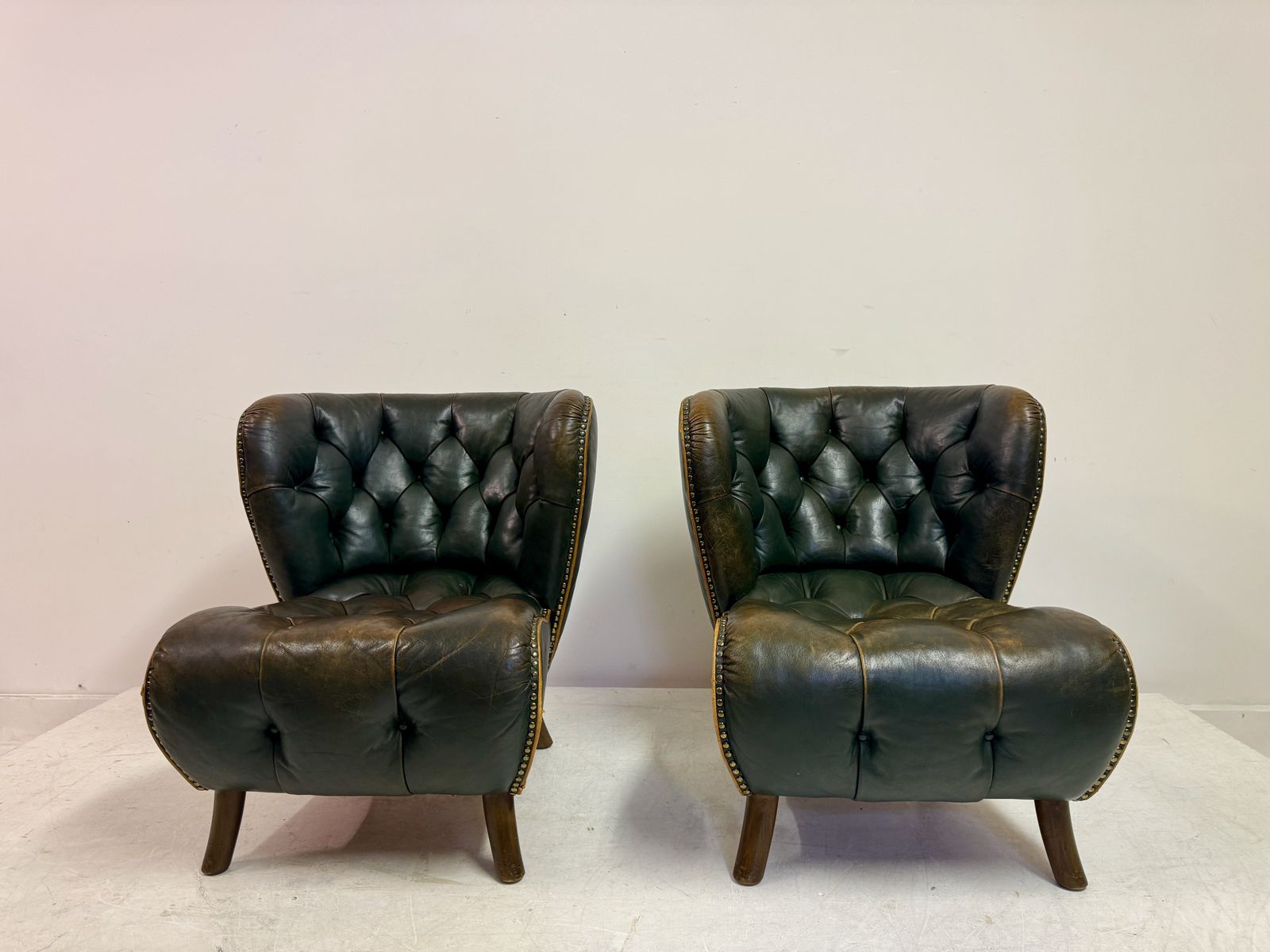 Pair Of 1940s Danish Lounge Slipper Chairs In Green Patinated Leather photo 7495.0