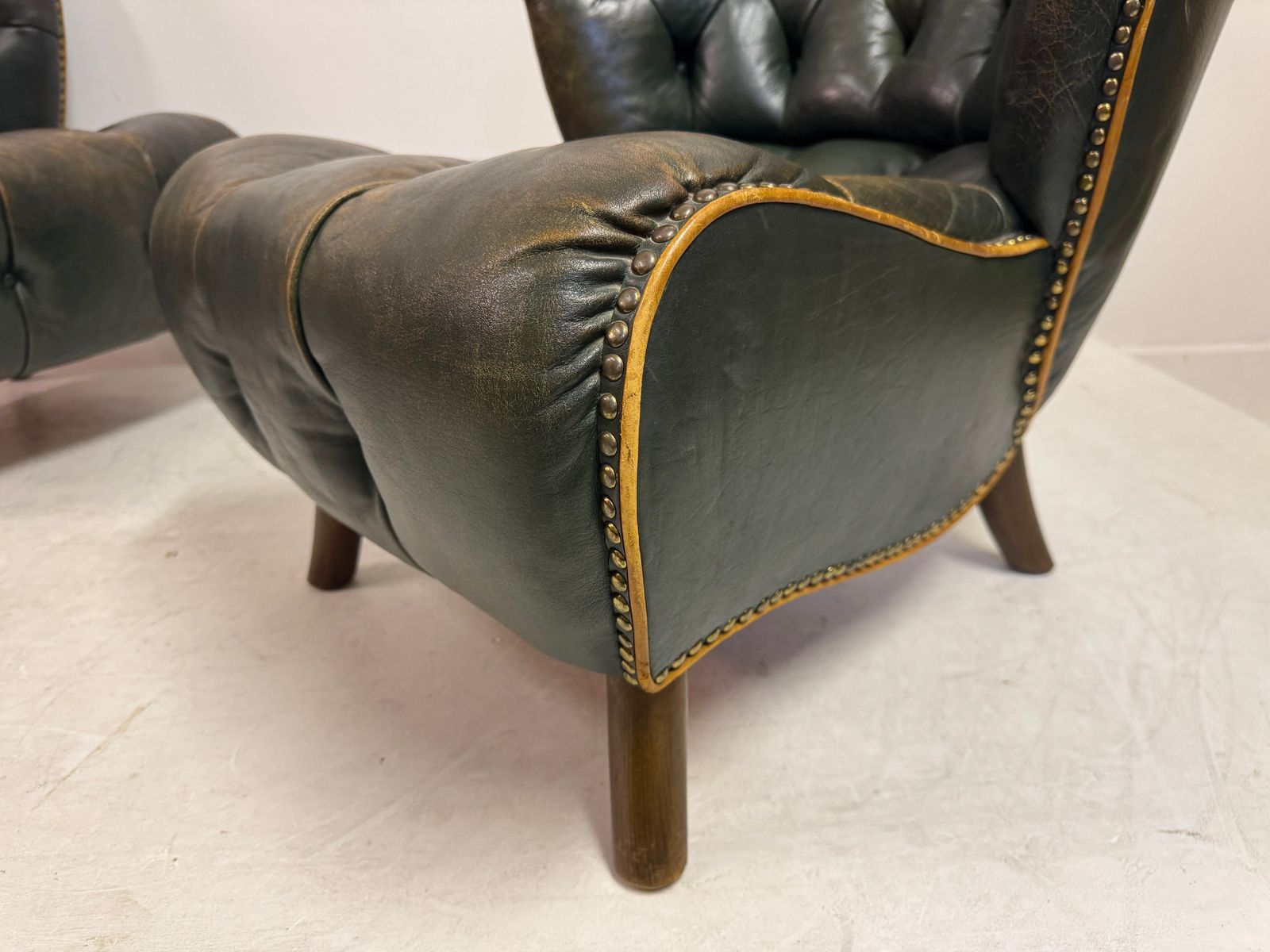 Furniture Pair Of 1940s Danish Lounge Slipper Chairs In Green Patinated Leather photo