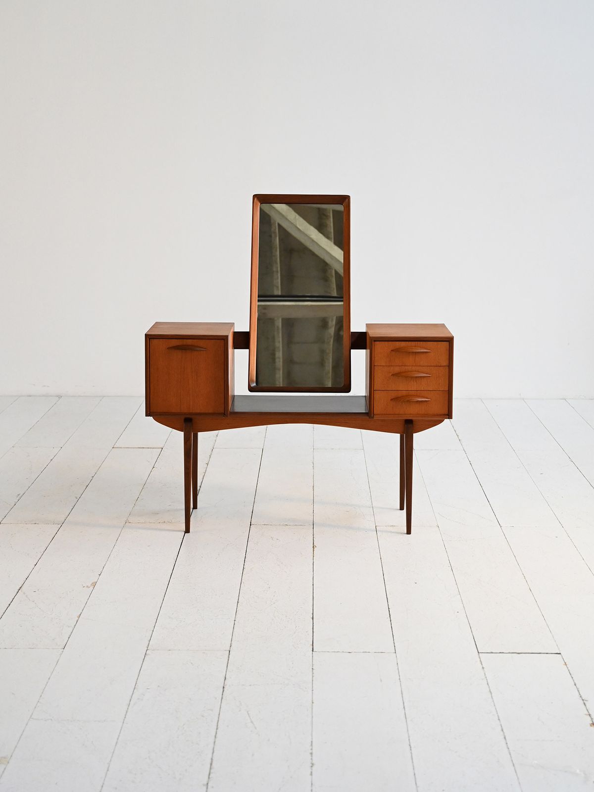 Kaptafel "315" Van Svante Skogh Voor Slutarp, Jaren 1960 photo furniture