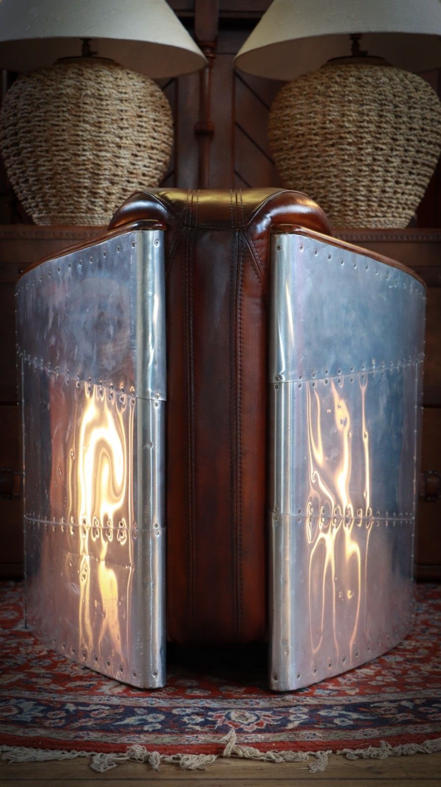 photo vintage Stunning Timothy Oulton Aviator Tomcat Club Armchair In Buck'dn Brok'n Leather🚚