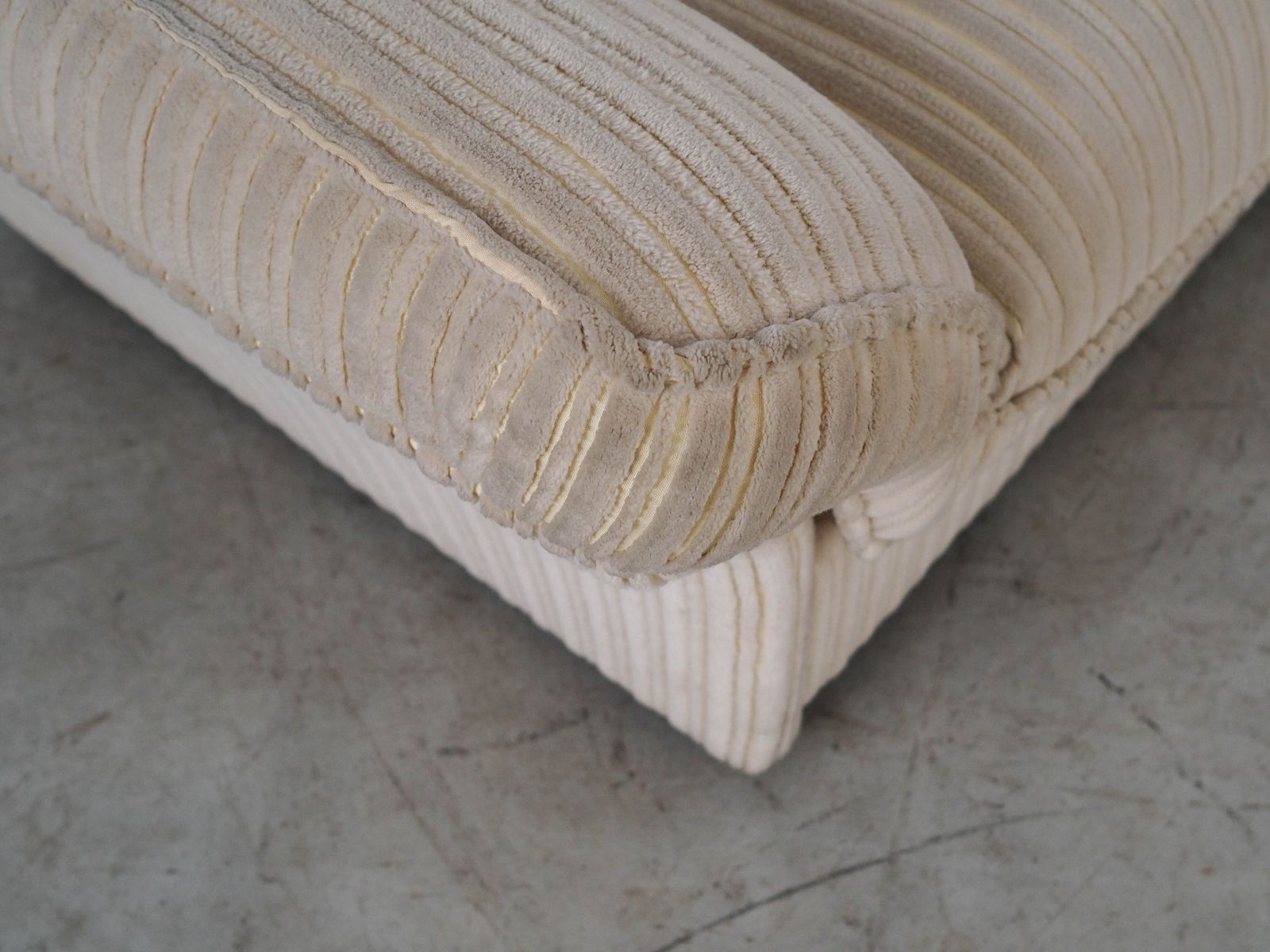 photo furniture Crème Fauteuil Soffio, Italiaans Design, Jaren 1970, Geproduceerd Door Doimo