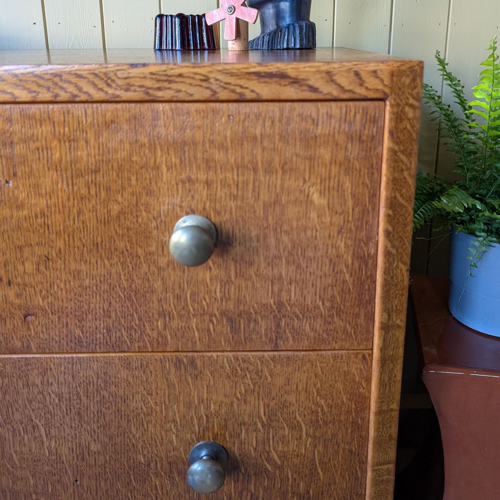 Small 1950s Oak Chest Of Drawers photo furniture