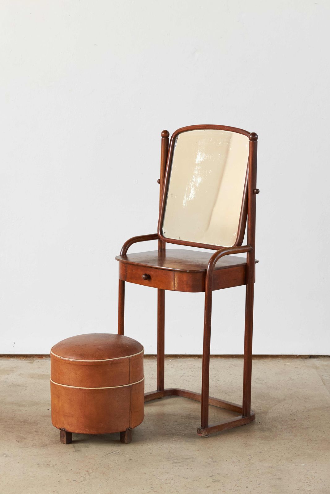 Bentwood Dressing Table By Josef Hoffmann, Austria C1900 photo vintage