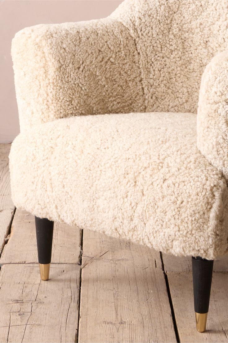 The 'Milo' Sheep Wool Armchair photo 3444.0