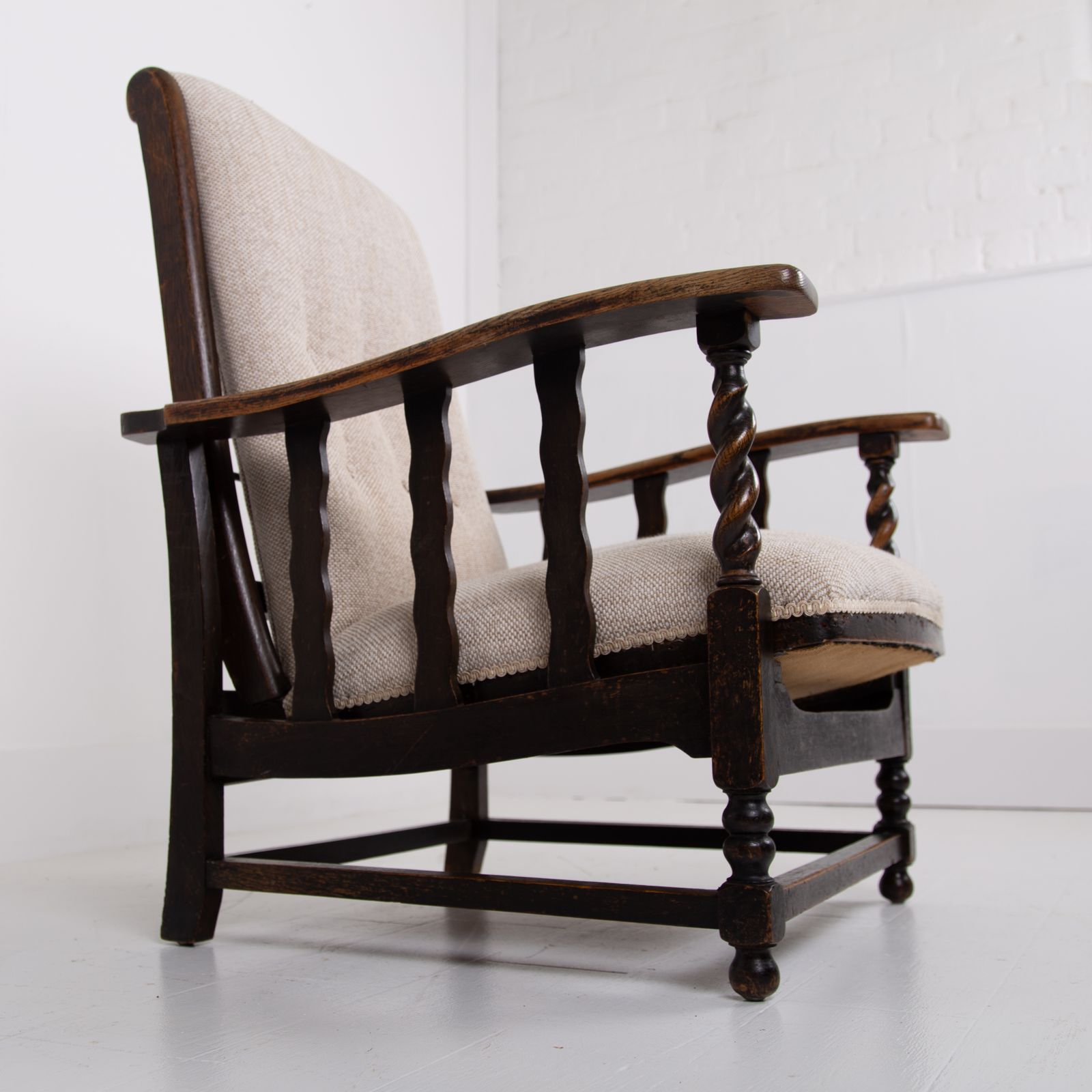 photo vintage Pair Of Reclining Oak Armchairs New Upholstery C1915