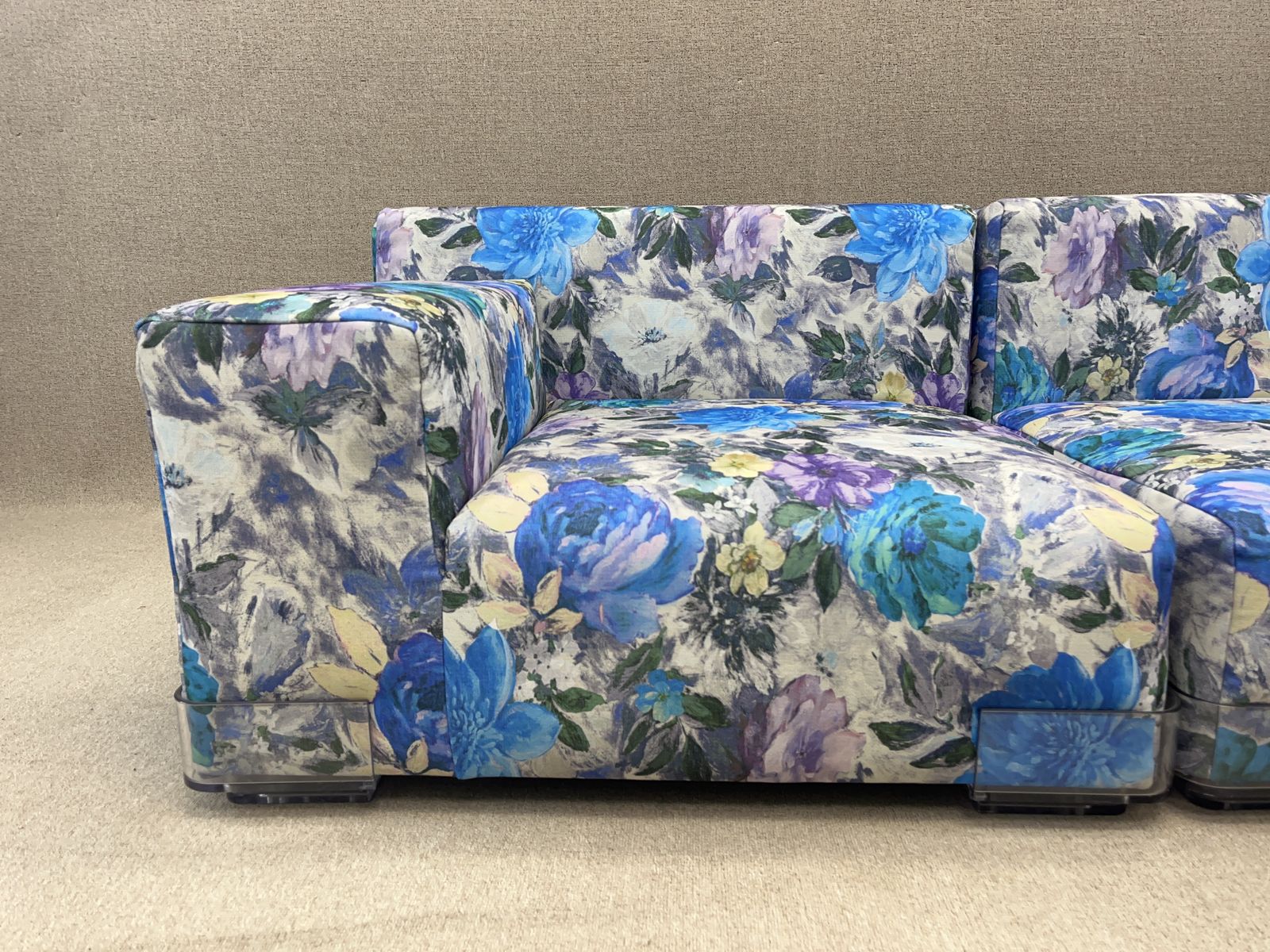 Sofa Settee Plastics Modular By Piero Lissoni For Kartell photo furniture