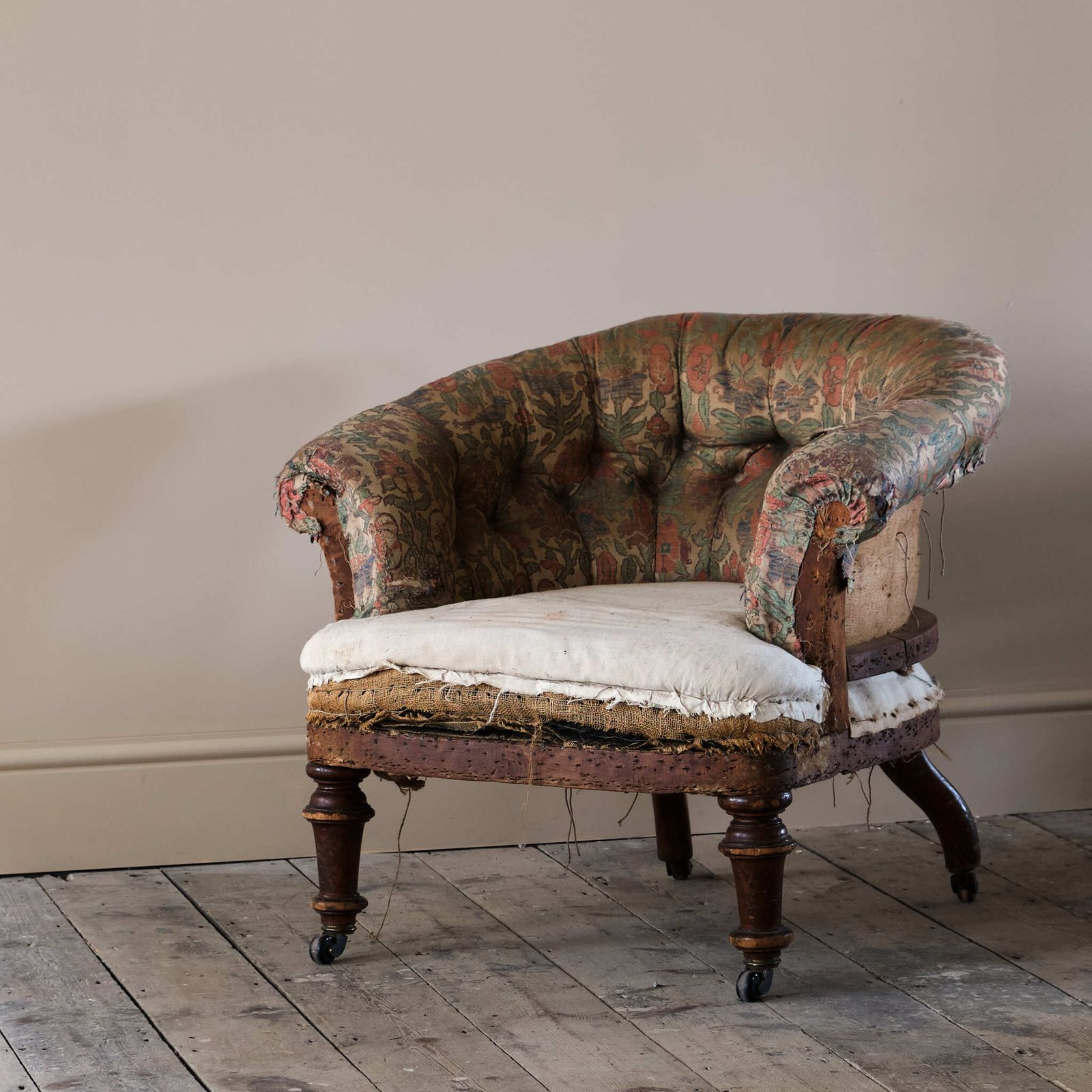 photo furniture 19th Century Tub Back Armchair